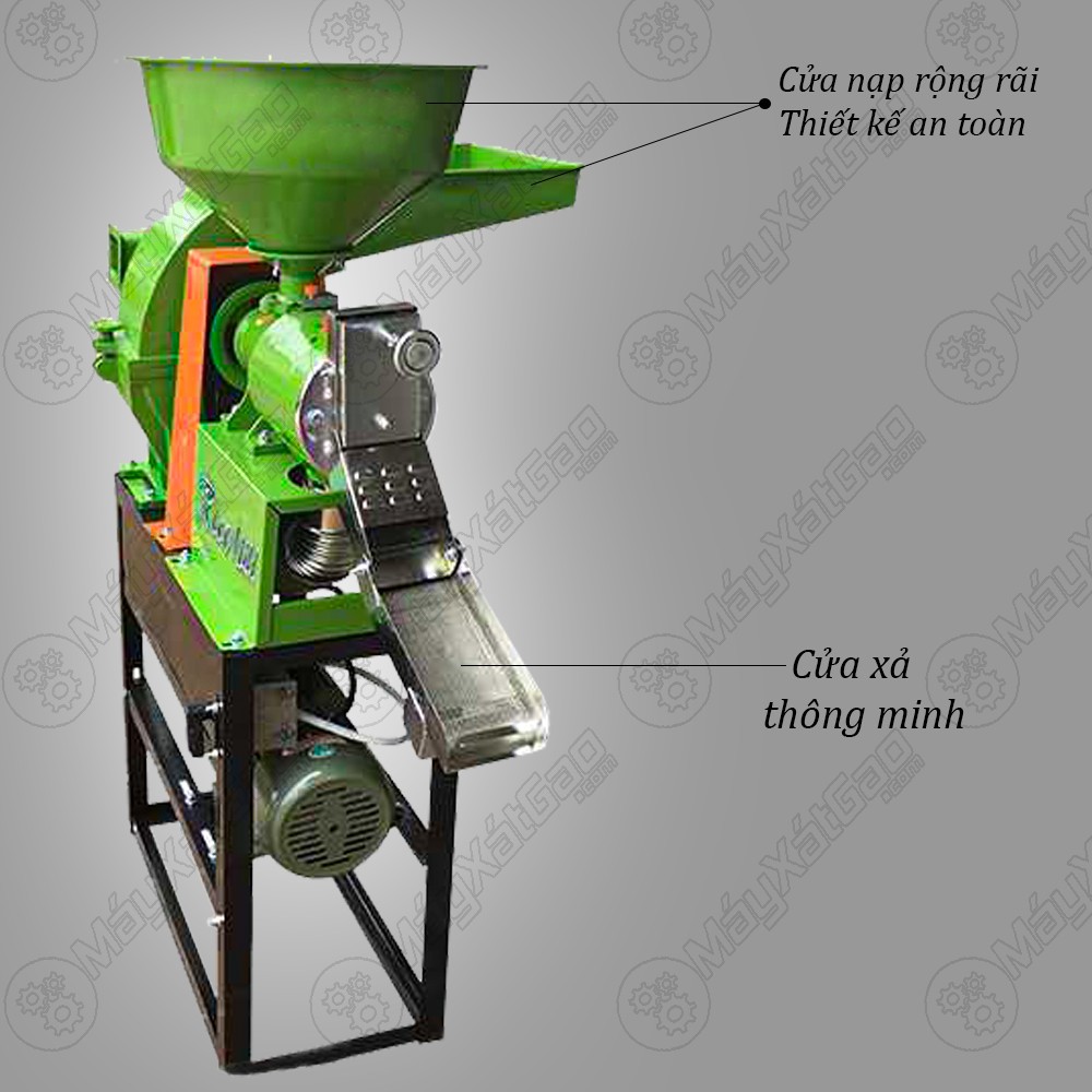 Máy xay xát gạo 1 pha thiết kế cửa nạp, cửa xả rộng rãi giúp thành phẩm đưa ra dễ dàng, tiện lợi hơn