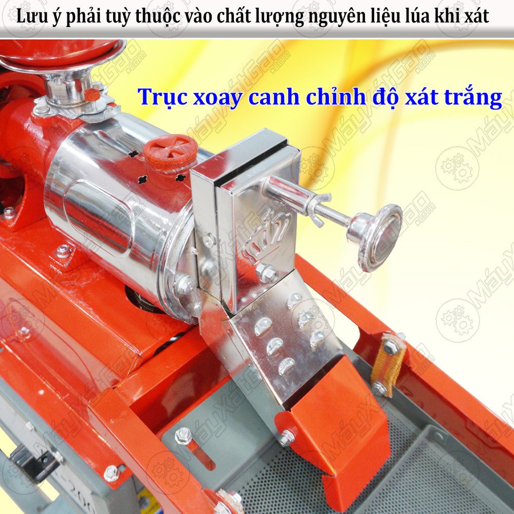 Máy xát lúa gia đình được trang bị thêm thiết bị đánh bóng gạo để giúp hạt gạo đầu ra được trắng bóng